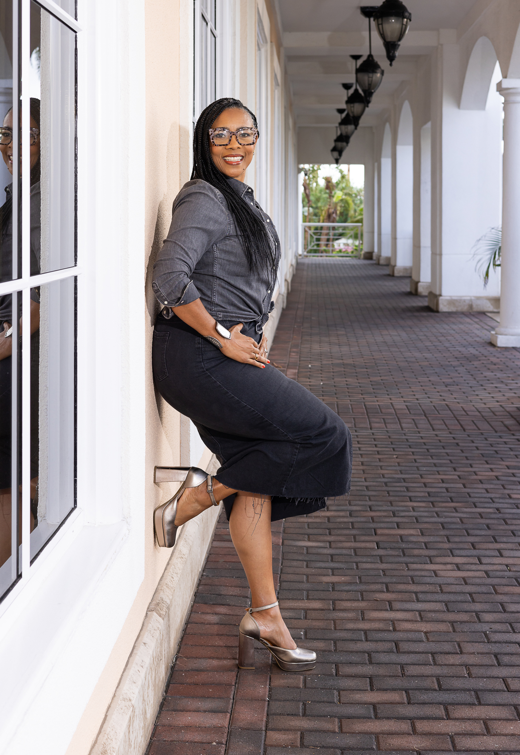 Clarity, Connection & Leadership: How Tina Laws Is Helping People Thrive in Work and in Love Lead X Design